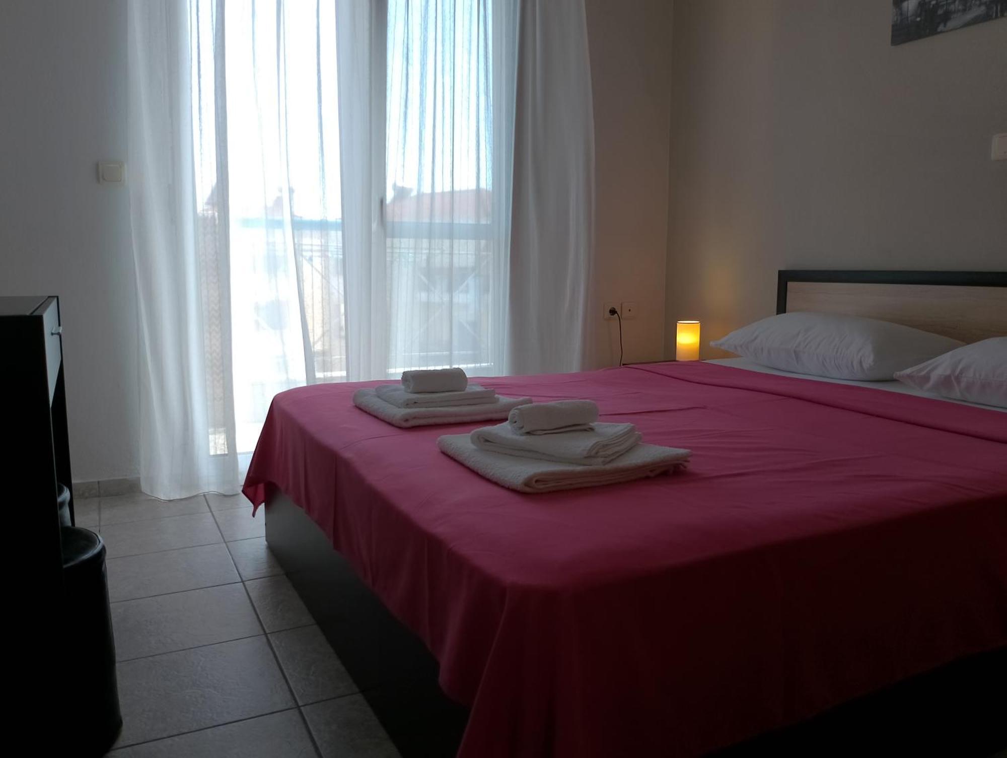 Sea And Sky Apartment Néa Péramos Zimmer foto